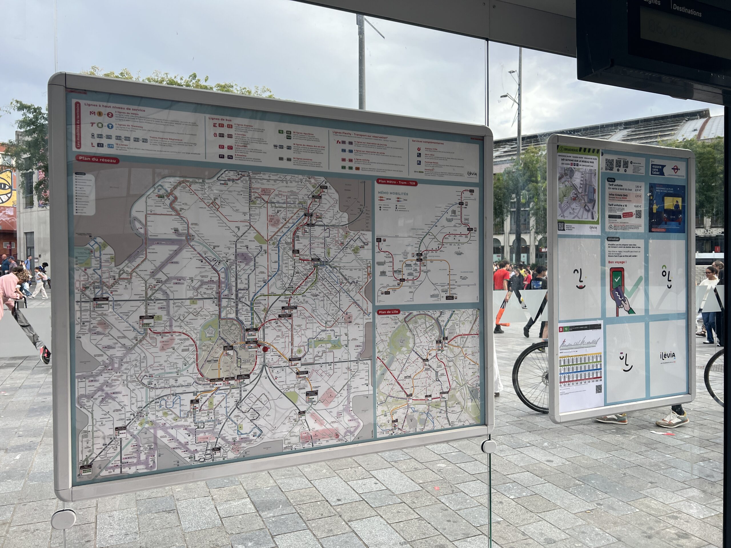 kit-abribus-ilevia-lille